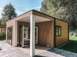 Tiny House Cinta- Dichtbij zee & in een groene omgeving