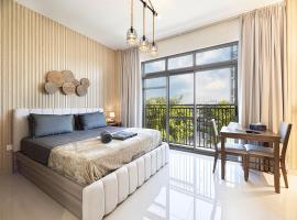 Private Platinum Studio Apartment in Al Zahia, Sharjah，位于Ḩiz̧āyib az Zānah的酒店