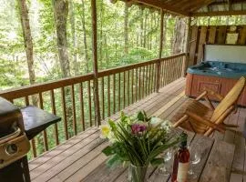 Creekside Cabin Hot Tub Near Wineries Sleeps 4