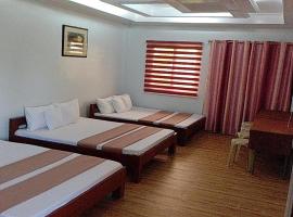 FNT Transient House near Hundred Islands，位于阿拉米诺斯的酒店