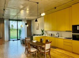 Villa Ambassadori Kachreti Golf Resort，位于Gurjaani的酒店