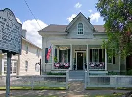 Chesnut Cottage Inn Bed & Breakfast