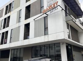 Maxley Suites Lippo Karawaci 30，位于Binong的酒店