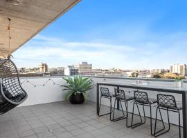 The Perch - Gorgeous 3 Bedroom Penthouse，位于卧龙岗的酒店