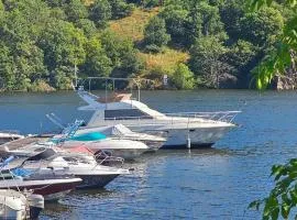 Nuits insolites sur un bateau 12m en pleine nature