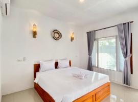 Trytan Gerupuk Homestay，位于Bumbang的酒店