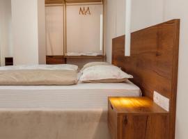 Hotel Marina Home，位于普里耶多尔的酒店