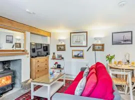 2 Bed in Blakeney 78478