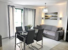 Apartamento en Victoria Park Playa San Juan，位于圣胡安海滩的酒店