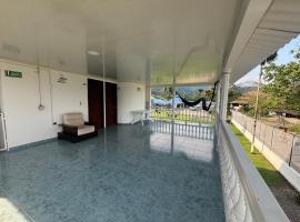 Hotel Campestre Los Alpes del Caney，位于Salinas de Cumaral的酒店