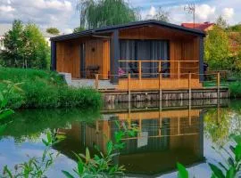 Roztoczański Domek nad Stawem z jacuzzi