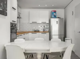 Ashdod Skyview modern 3bdr apartment by torohome