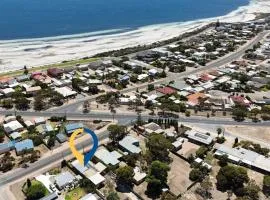 Latone Sea Lodge - Entire Home in Port Hughes