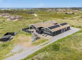 Awesome Home In Ringkøbing With Sauna