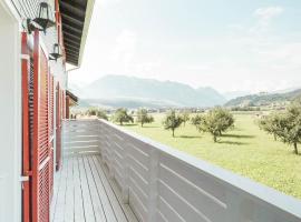 LEVA Stay Luzern-Interlaken I Nature I Familie，位于萨尔嫩的酒店