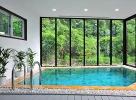 Gapyeong Pool Villa Palace