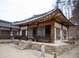 Sujoldang Hanok Guesthouse，位于安东市的酒店