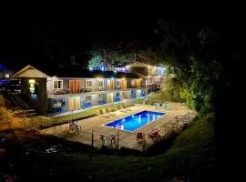 The Wanderoo Lodge