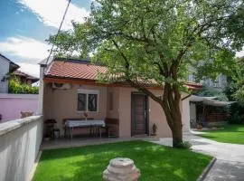 Къща за гости Фолис