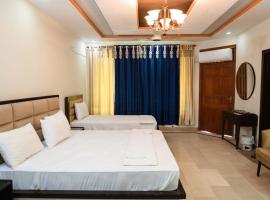 AK Guest House Islamabad，位于Dhok Sandemār的酒店