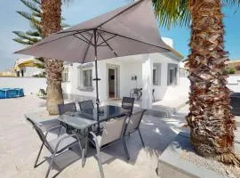 Sucina 3-Bed Villa Sleeps 6 & Pet Friendly