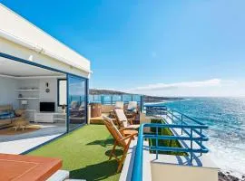 La Mar Loft Apartment with Hot Tub