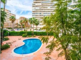 Excelsior Beachfront Apartment Calpe，位于卡尔佩的酒店