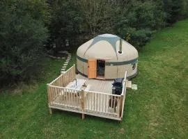 Lake View Yurts