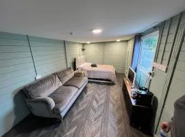 Cozy cabin independent ensuite