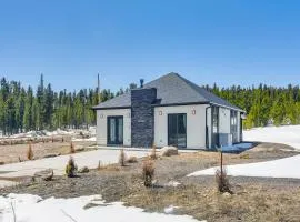 Romantic Mountain Retreat with Scenic Views!