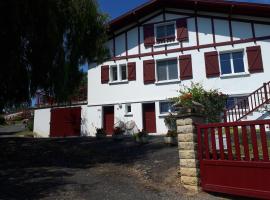 Maison GAINEKO ETXEA，位于Ostabat-Asme的酒店
