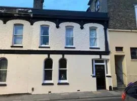 Victorian Town House in the Heart of Dover