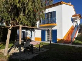 Charmoso Apartamento T2 em Foros de Salvaterra