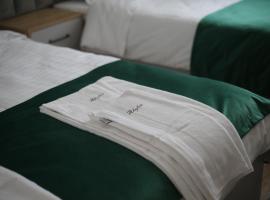 Camere de inchiriat Adyden，位于Arbore的酒店