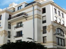 Los Balcones del Arte，位于桑坦德桑坦德港附近的酒店