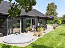 Cozy Home In Hejls With Sauna