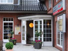 Hotel Altes Landhaus，位于阿伦斯堡的酒店