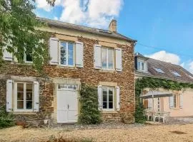 3 Bedroom Nice Home In Castillon