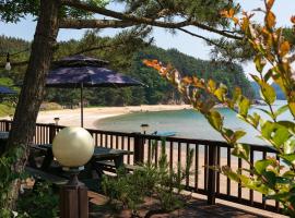 Healing beach pension，位于泰安的酒店