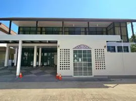 PhuriPoolvilla ภูริพูลวิลล่า