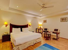 Hotel Grand Tej Palace Near IGI Airport，位于新德里的酒店