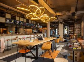 Moxy Paris Clamart，位于克拉马的酒店