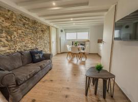 Grange Rénovée 3 pers-Le GrandLieu-Gîte Le 411，位于Saint-Philbert-de-Grand-Lieu的酒店