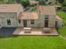 Grange Rénovée 5 personnes-Gîte Le 411，位于Saint-Philbert-de-Grand-Lieu的酒店