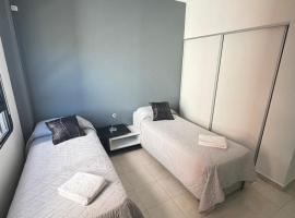 Departamento moderno 2 dorm con cochera gratis，位于圣达菲的酒店