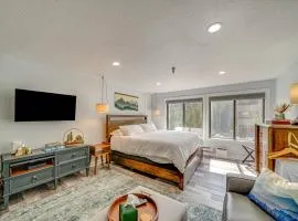 Ski Retreat with Hot Tub Access in Winter Park!