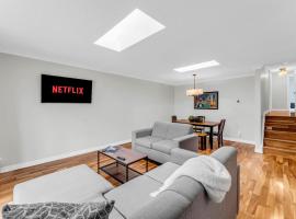 Cozy Home by Niagara Falls，位于索罗尔德的酒店