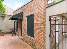 610 Franklin - 5B - 1 Bed, 1 Bath, Heart of Downtown, Washer & Dryer