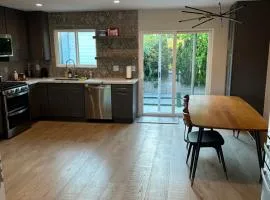 3 bedroom 2 bathroom stylish and modern home in Marina Del Rey