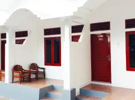 Sarwi Endah Beach Cottage